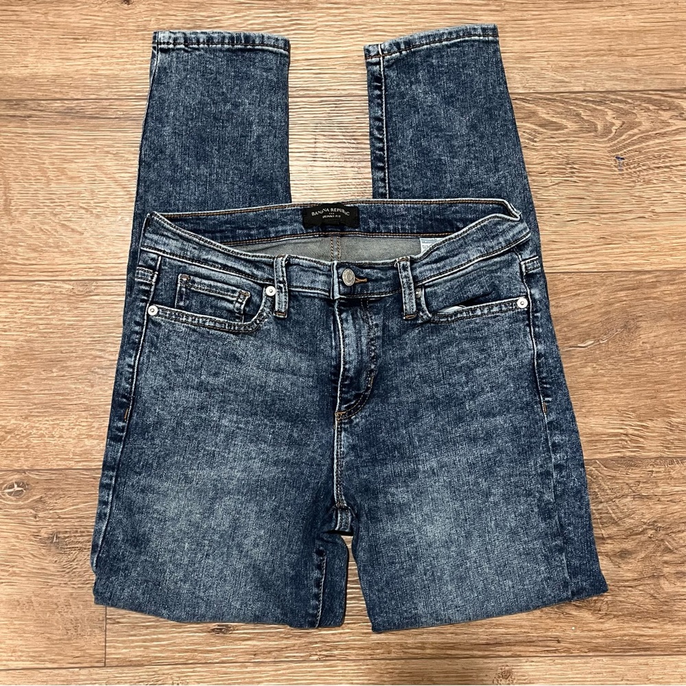 J. Crew Women's Dark Blue Slightly Acid Washed Skinny Jeans